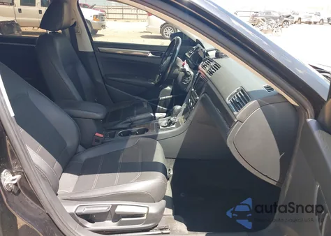 2018 Volkswagen Passat 2.0T Se из США, поврежденный, VIN 1VWBA7A36JC028048